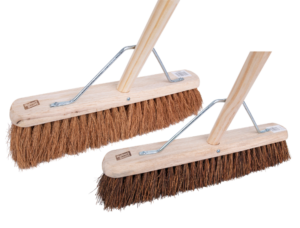 18″ Traditional Platform Brush Complete with Stale and Stay