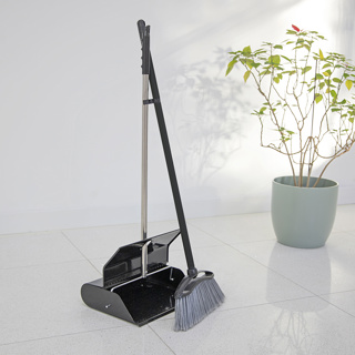 104328_2 Lobby Dustpan & Brush Powder Coated Black